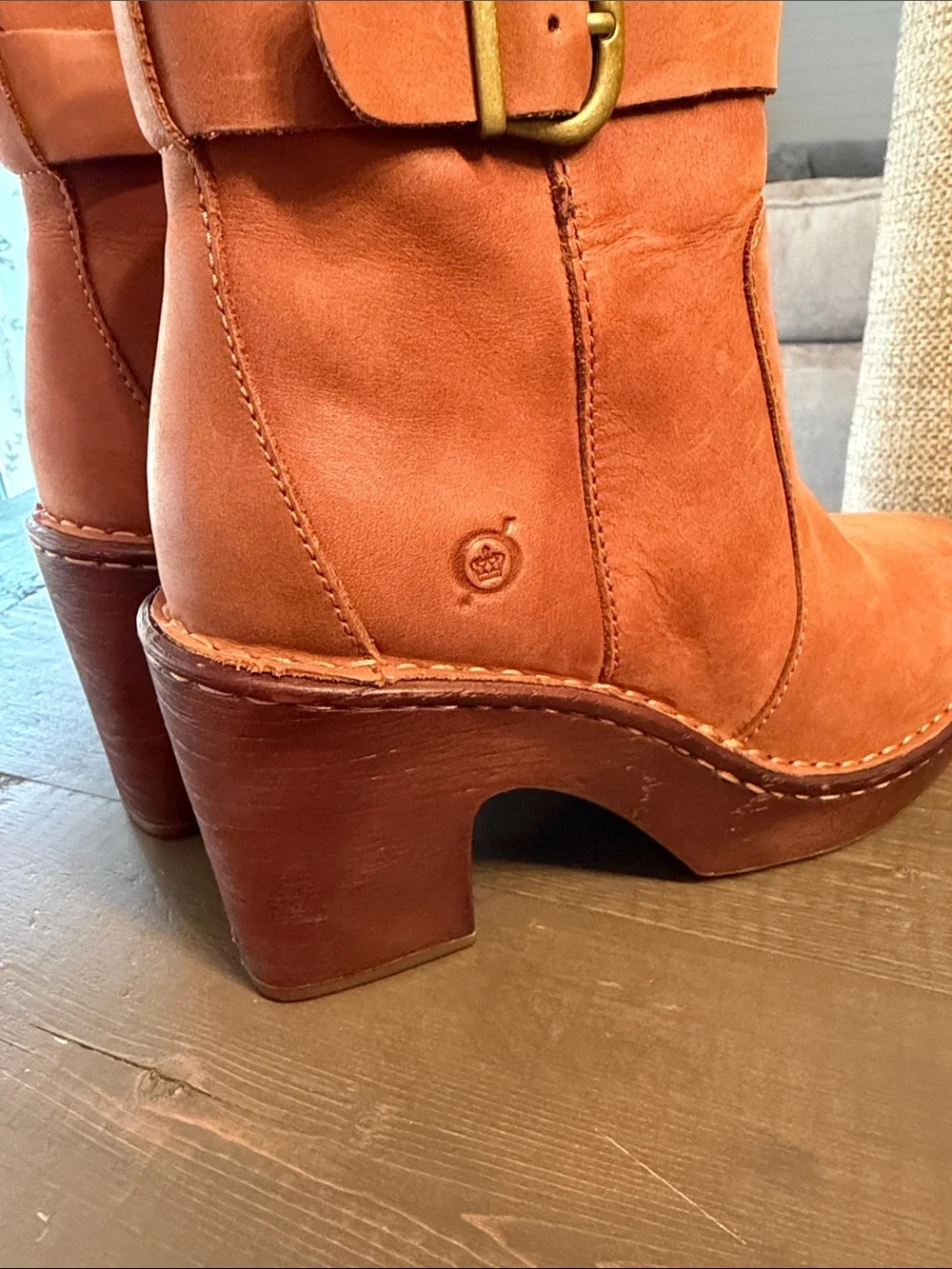 Women’s Born Hailey Ankle Bootie Size 8 EUC